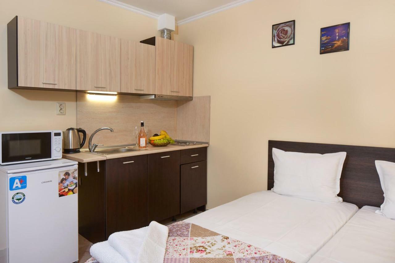 Feniks Apartments Несебр Экстерьер фото
