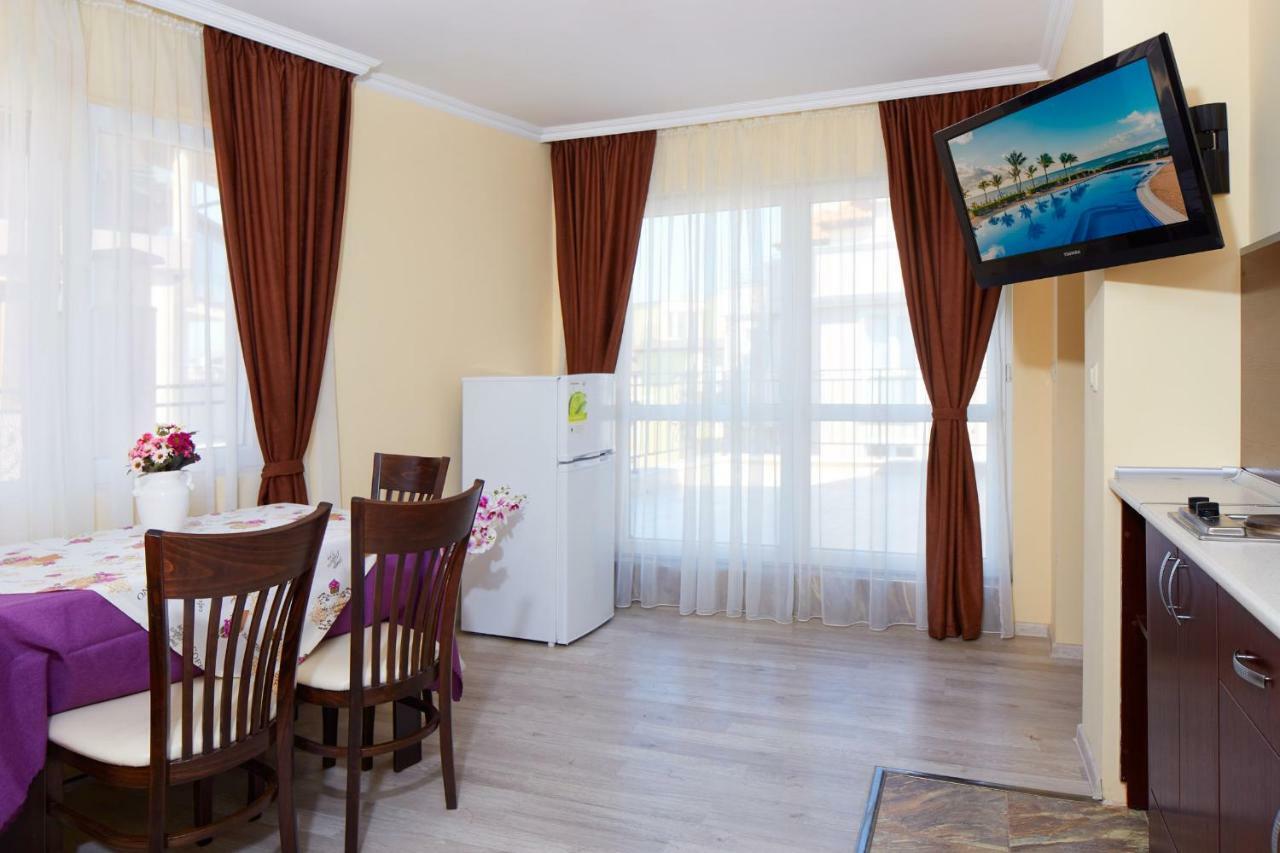 Feniks Apartments Несебр Экстерьер фото