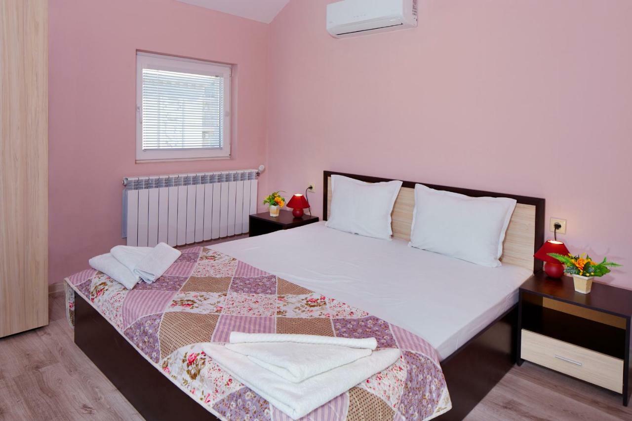 Feniks Apartments Несебр Экстерьер фото