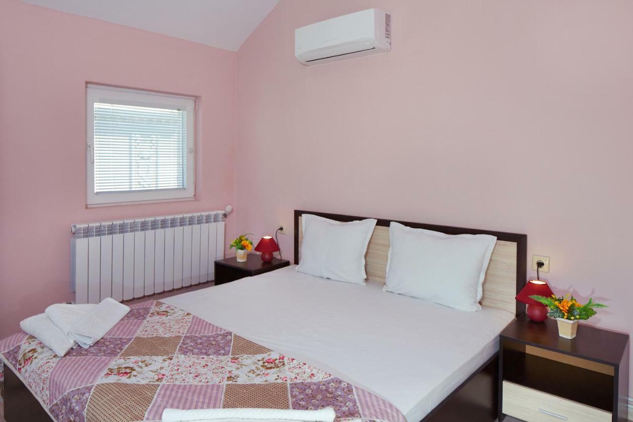 Feniks Apartments Несебр Экстерьер фото